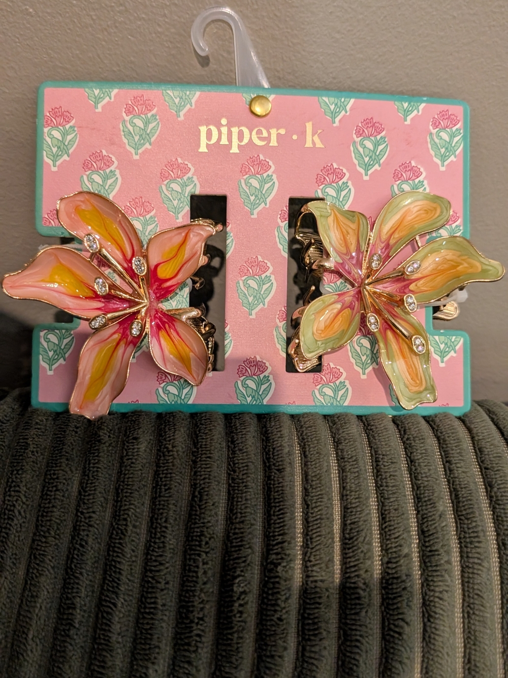 Piper K Set of 2 Metal Flower Claw Clips for Women’s Hair NEW!